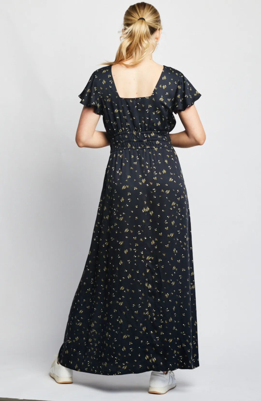 Isabella Smocked Maxi Dress in Black Scattered Rose