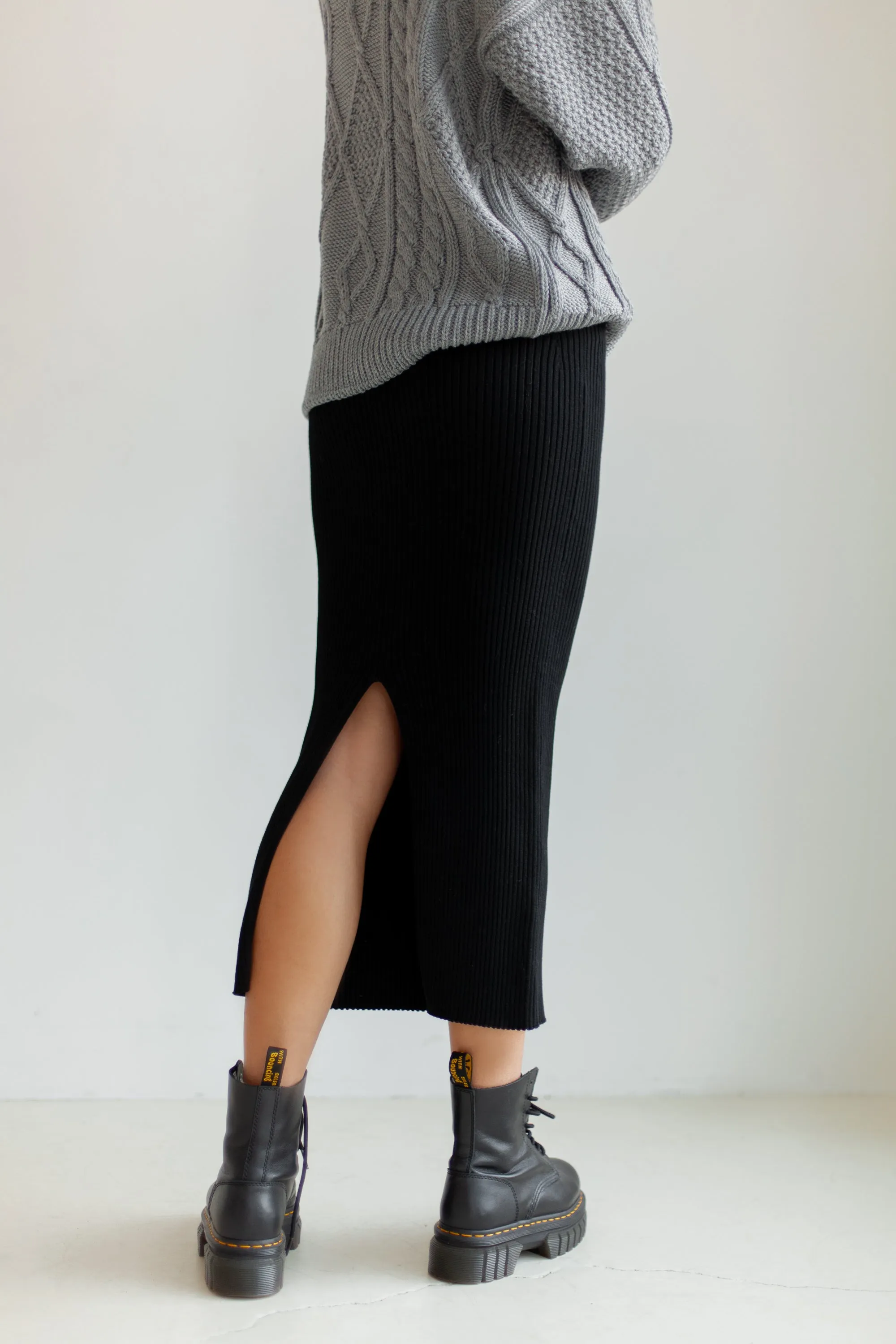 Madonna Ribbed-Knit Midi Skirt Black *REVERSIBLE*