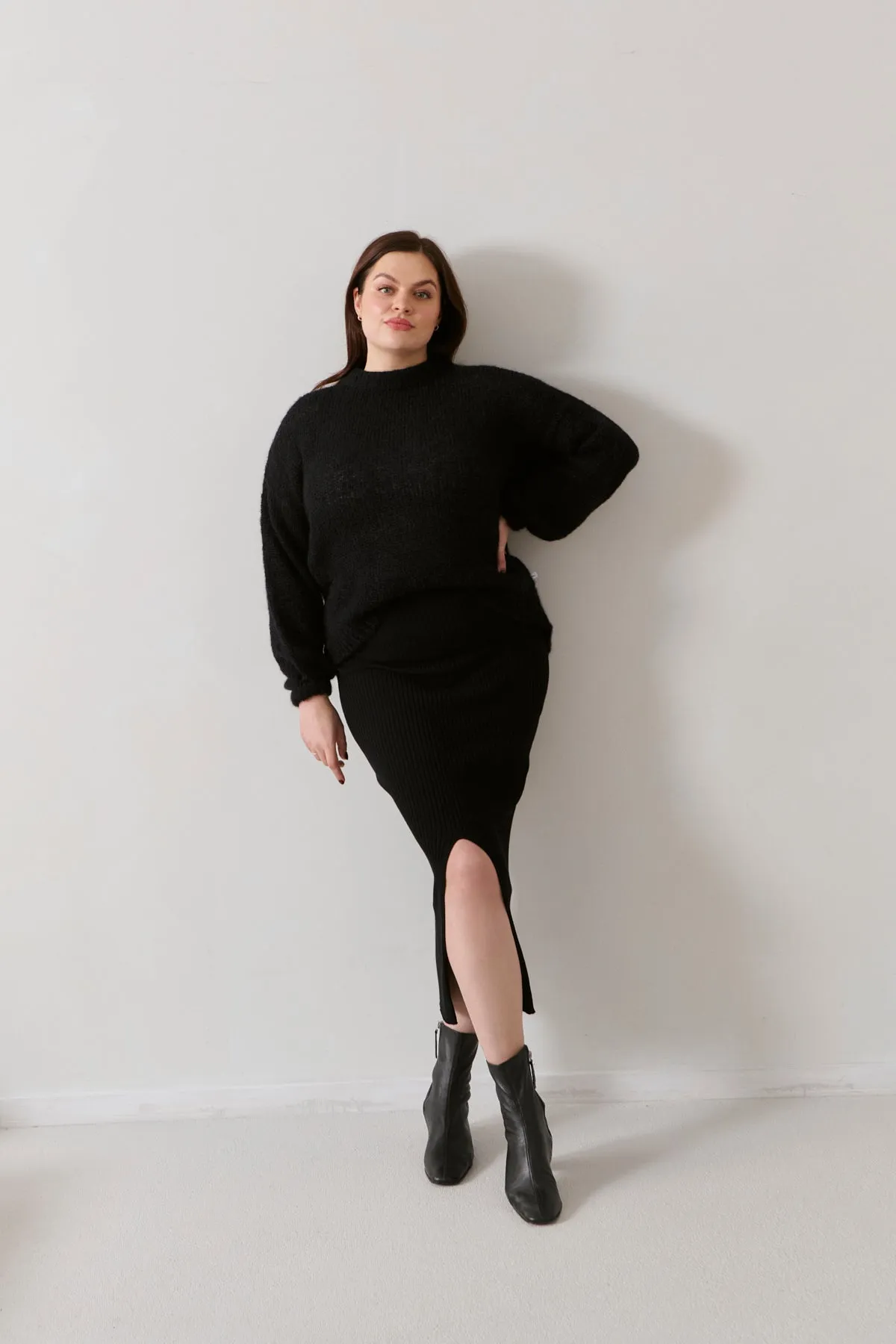 Madonna Ribbed-Knit Midi Skirt Black *REVERSIBLE*