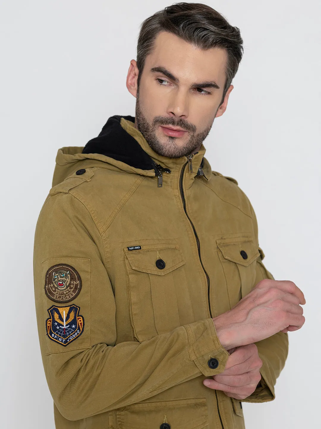 MUSTARD DETACHABLE HOODED JACKET.