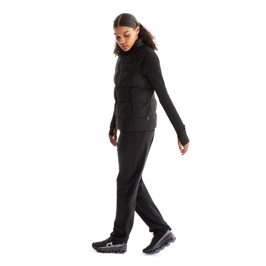 On Women's Challenger Vest Black