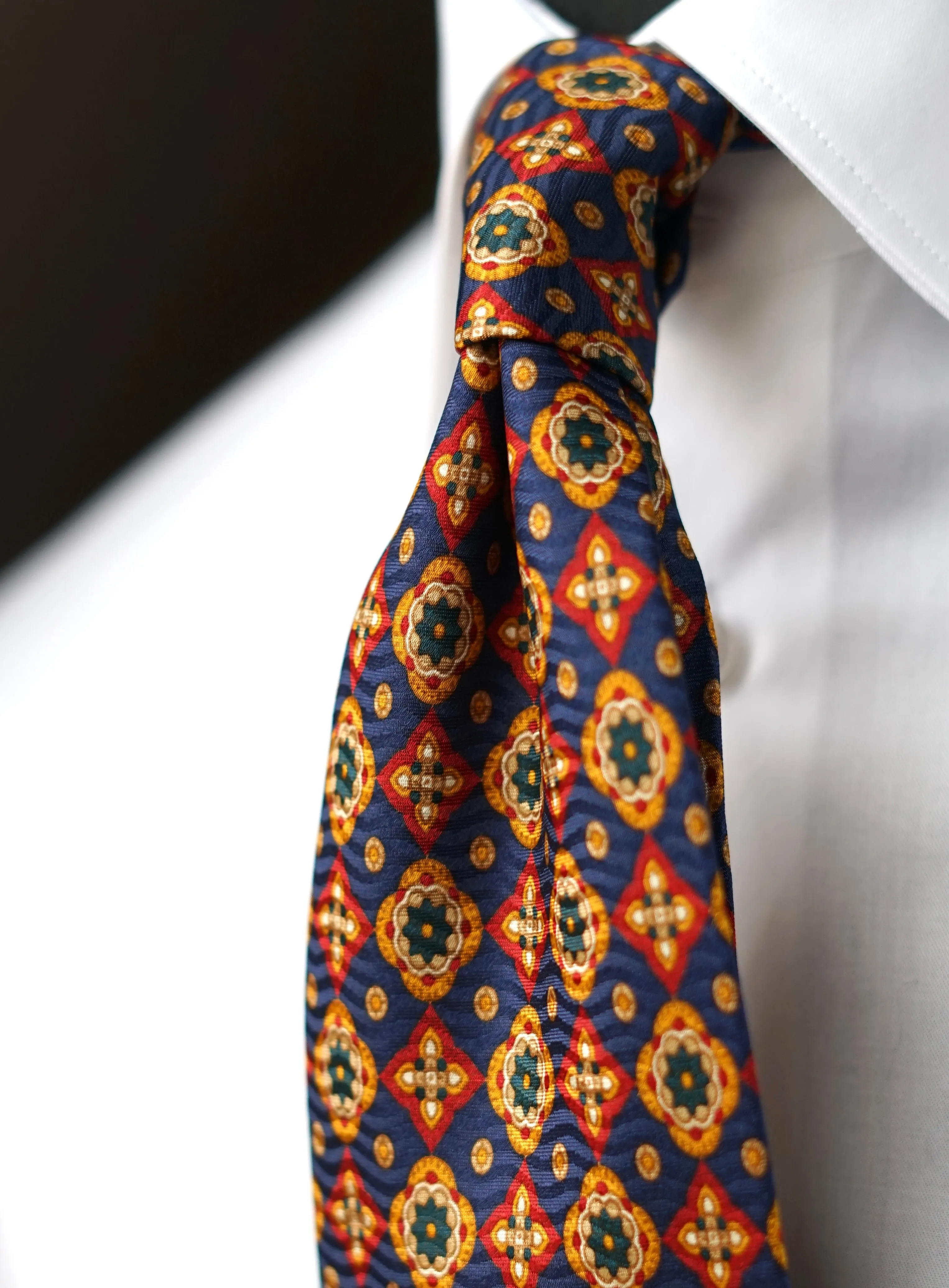 Ramona Vintage Tie