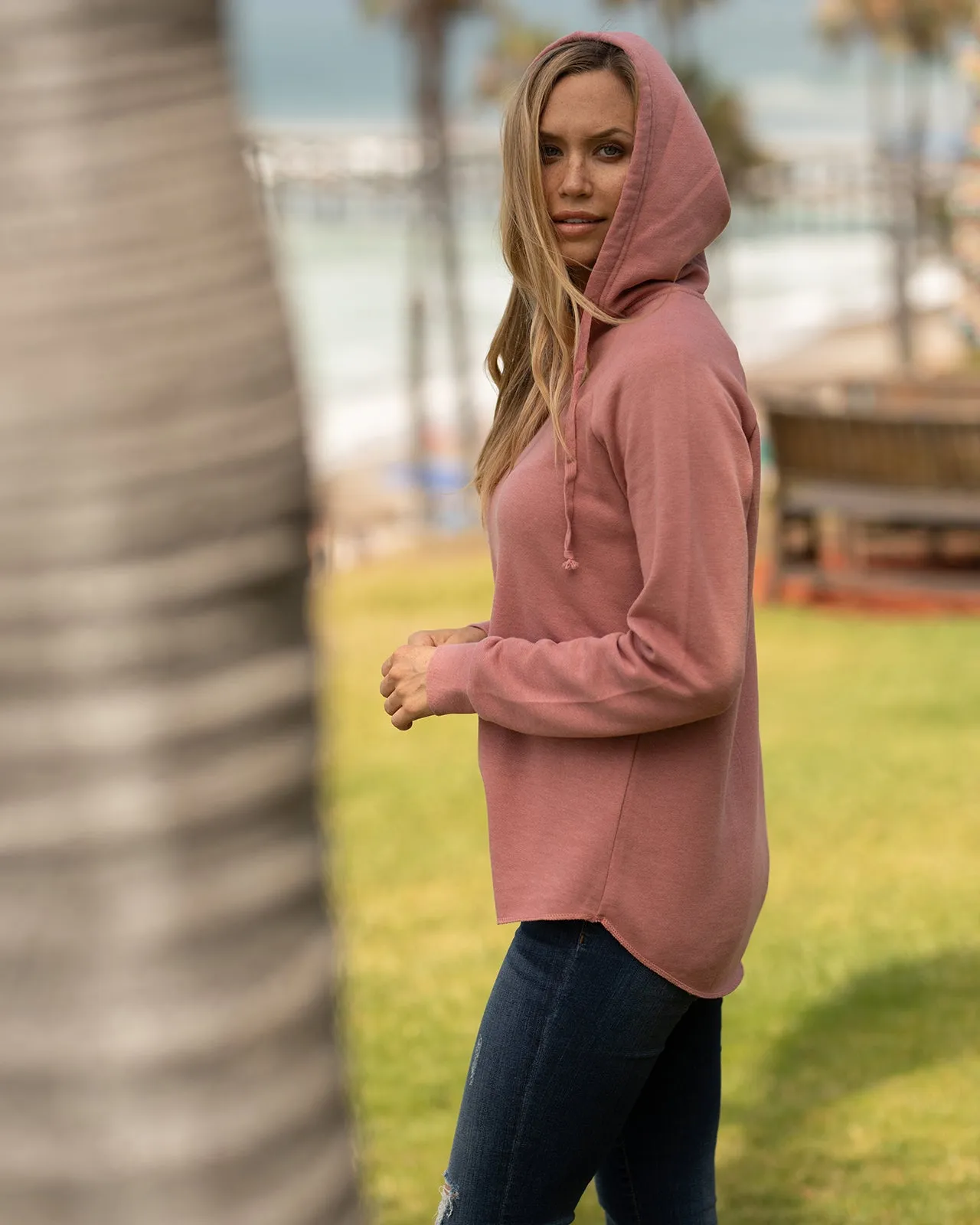 Women’s Lightweight California Wave Wash Hooded Sweatshirt